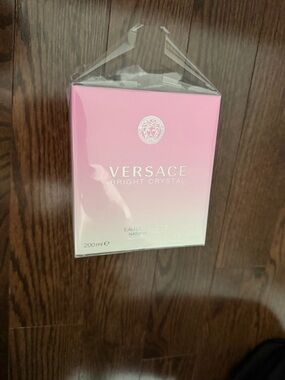 NEW versace will accept any offer !!